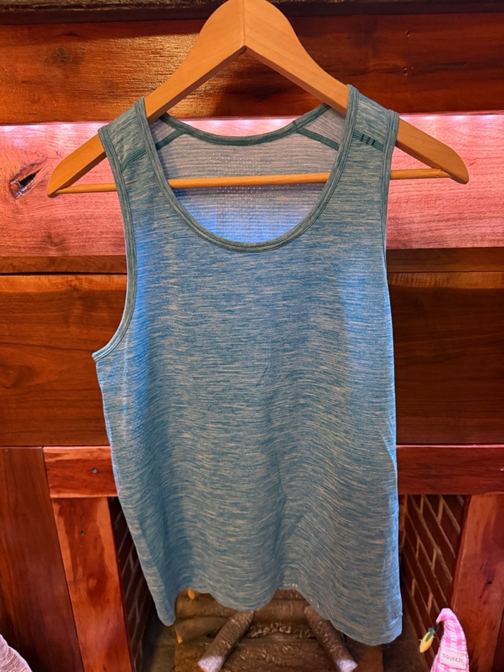 Lululemon Mens Light Blue Tank Top - Casual Activewear, Size Small
